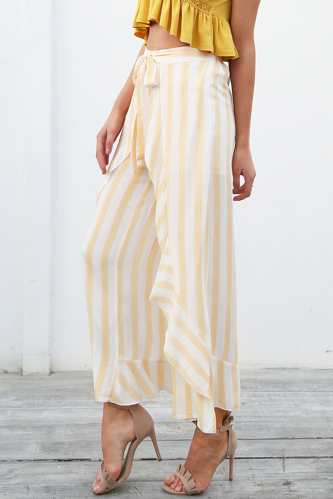 Sassy beach ruffle striped High waist casual trousers
