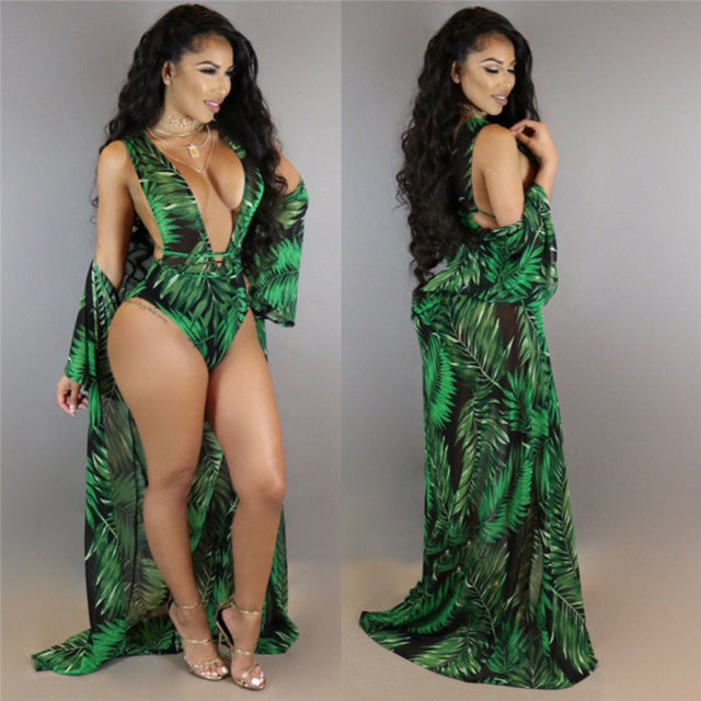 Floral Printed One Piece Swimsuit / With Cover-Up Set