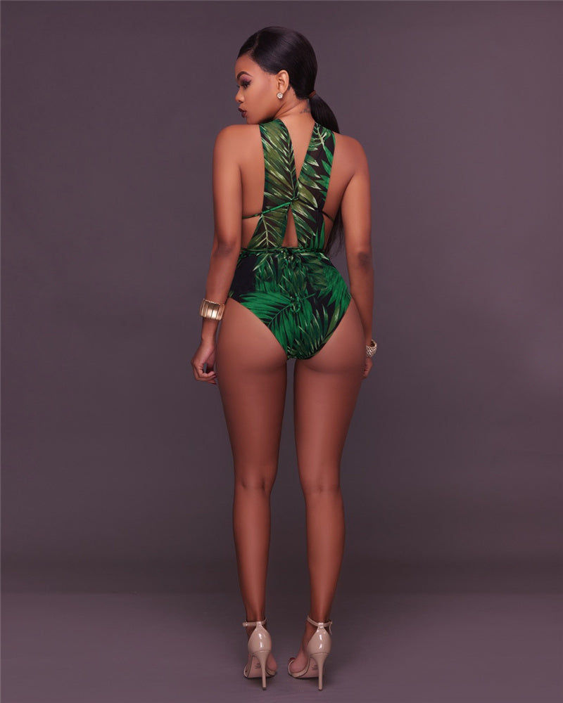 Floral Printed One Piece Swimsuit / With Cover-Up Set